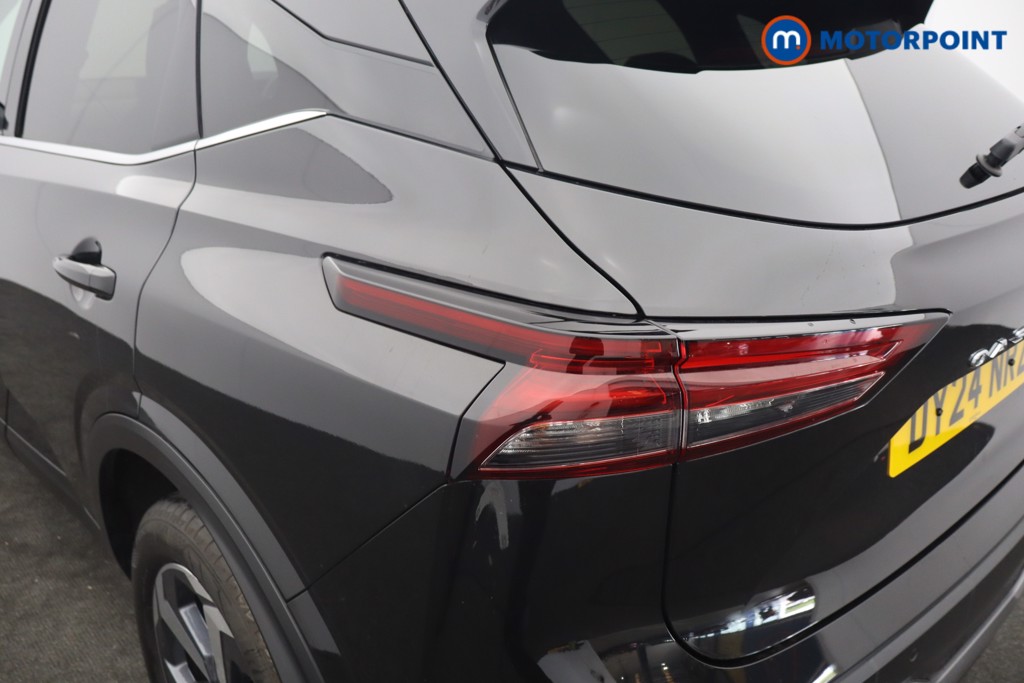 Nissan Qashqai N-Connecta Automatic Petrol-Electric Hybrid SUV - Stock Number (1644555) - 16th supplementary image