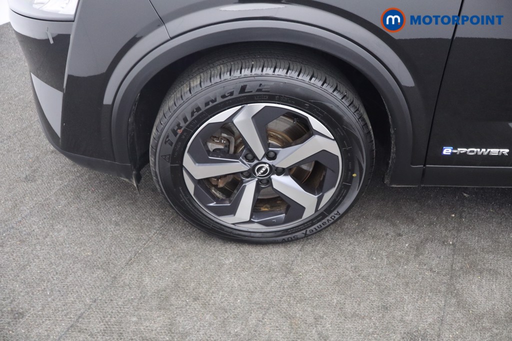 Nissan Qashqai N-Connecta Automatic Petrol-Electric Hybrid SUV - Stock Number (1644555) - 21st supplementary image