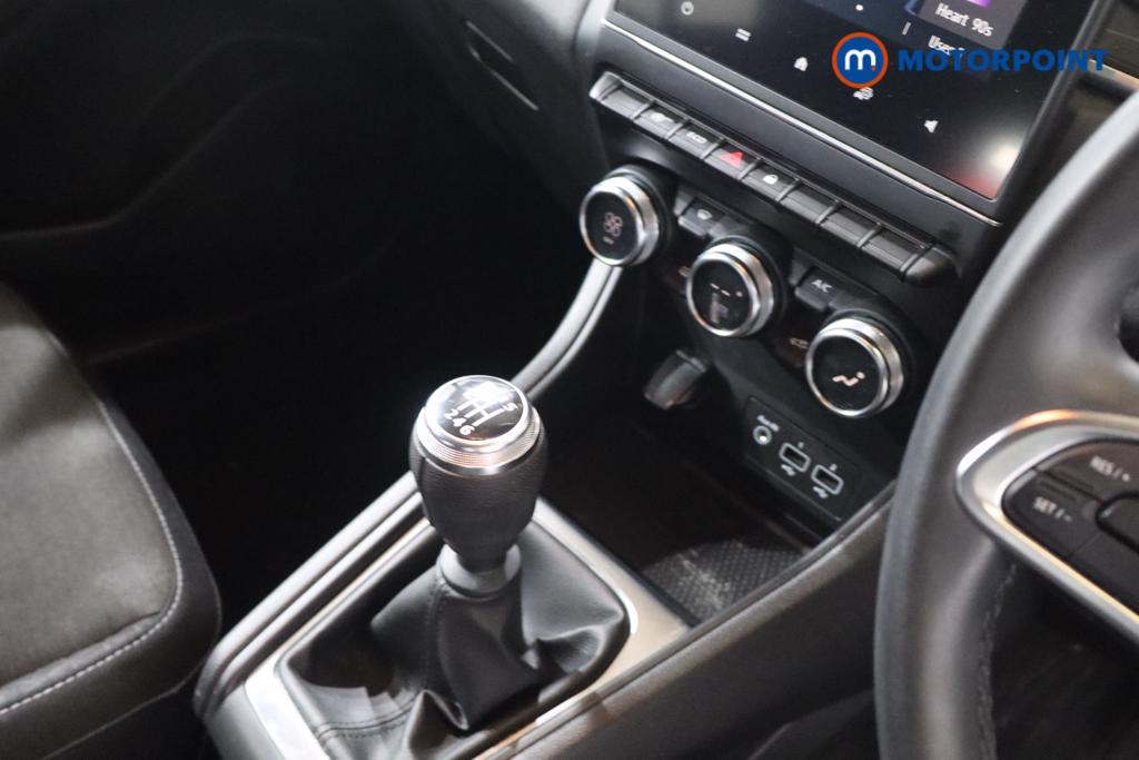 Renault Captur Engineered Automatic Petrol-Electric Hybrid SUV - Stock Number (1644566) - 7th supplementary image