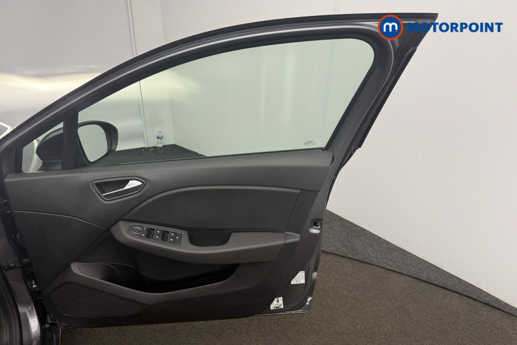 Renault Clio Evolution Manual Petrol Hatchback - Stock Number (1644572) - 16th supplementary image