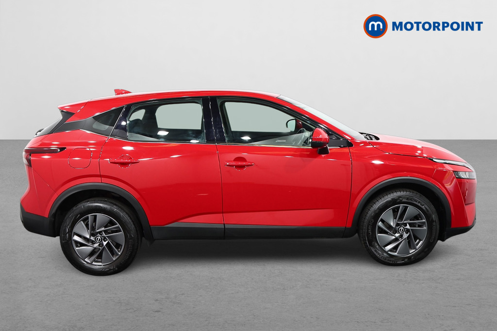Nissan Qashqai Acenta Premium Manual Petrol SUV - Stock Number (1644577) - Drivers side