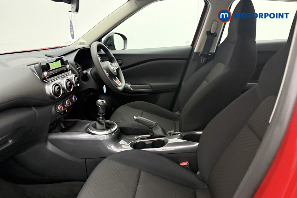 Nissan Juke Visia Manual Petrol SUV - Stock Number (1644597) - 5th supplementary image