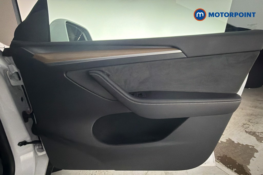 Tesla Model Y Rwd 5Dr Auto Automatic Electric SUV - Stock Number (1644821) - 19th supplementary image