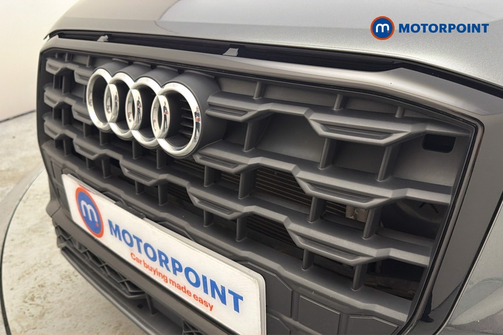 Audi Q2 Black Edition Manual Petrol SUV - Stock Number (1645496) - 45th supplementary image