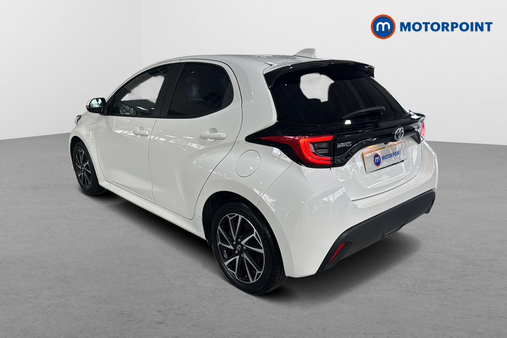 Toyota Yaris Design Automatic Petrol-Electric Hybrid Hatchback - Stock Number (1645678) - Drivers side rear corner