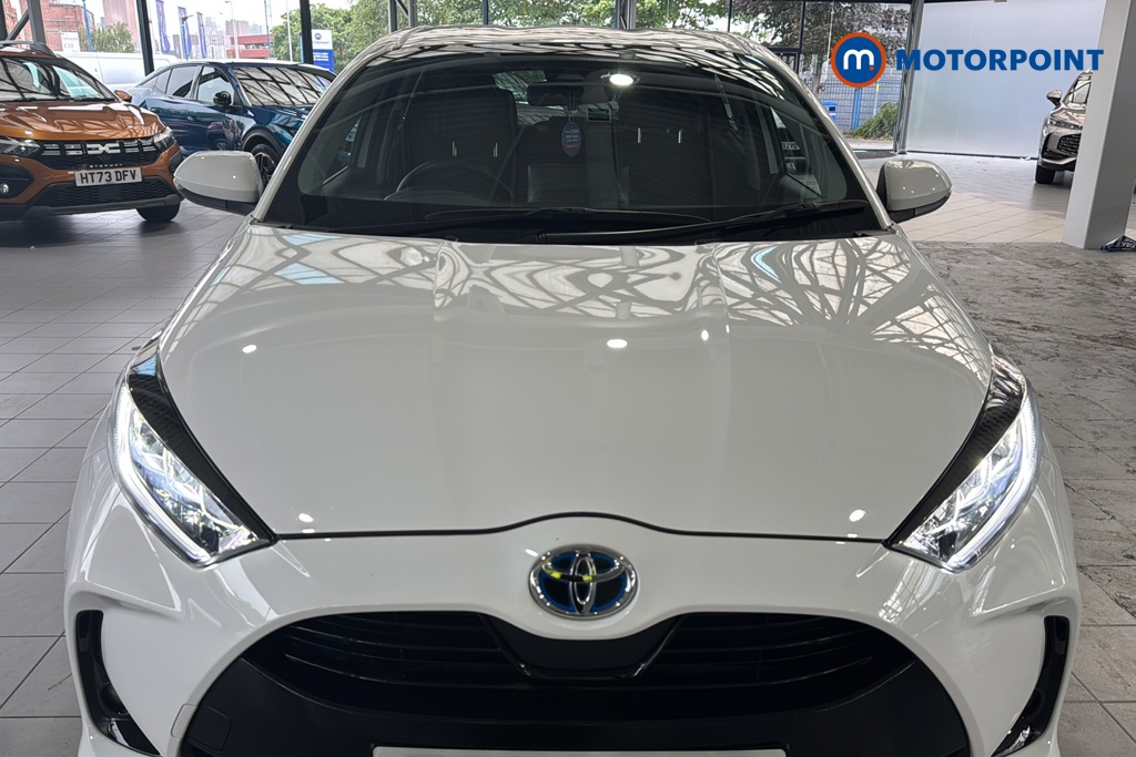 Toyota Yaris Design Automatic Petrol-Electric Hybrid Hatchback - Stock Number (1645678) - 43rd supplementary image
