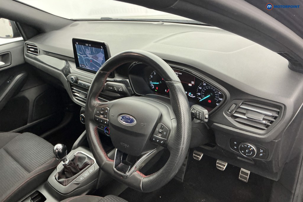 Ford Focus St-Line Manual Petrol Hatchback - Stock Number (1645763) - 8th supplementary image
