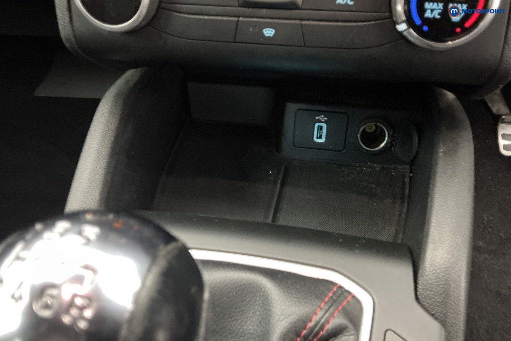Ford Focus St-Line Manual Petrol Hatchback - Stock Number (1645763) - 16th supplementary image