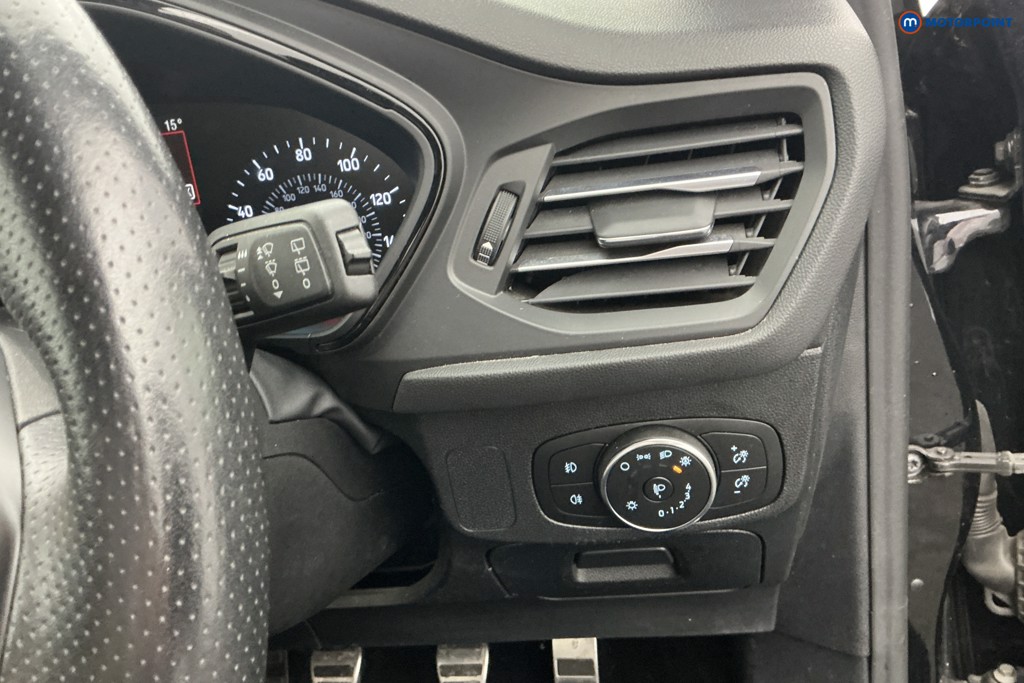 Ford Focus St-Line Manual Petrol Hatchback - Stock Number (1645763) - 22nd supplementary image