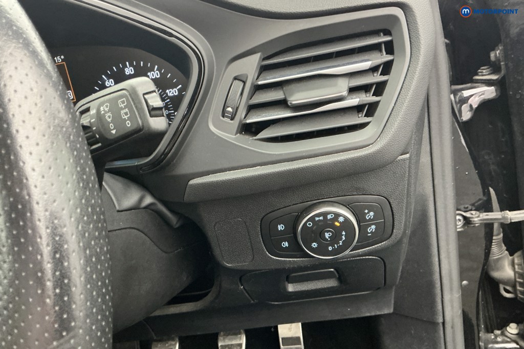 Ford Focus St-Line Manual Petrol Hatchback - Stock Number (1645763) - 23rd supplementary image