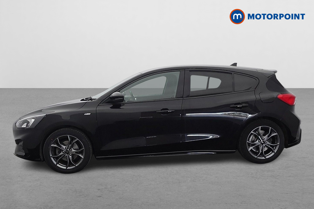 Ford Focus St-Line Manual Petrol Hatchback - Stock Number (1645763) - Passenger side