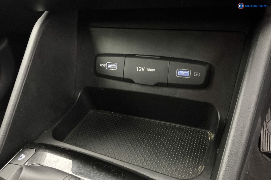 Hyundai Tucson Se Connect Manual Petrol SUV - Stock Number (1645802) - 16th supplementary image