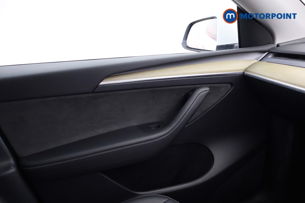 Tesla Model Y Rwd 5Dr Auto Automatic Electric SUV - Stock Number (1645870) - 8th supplementary image