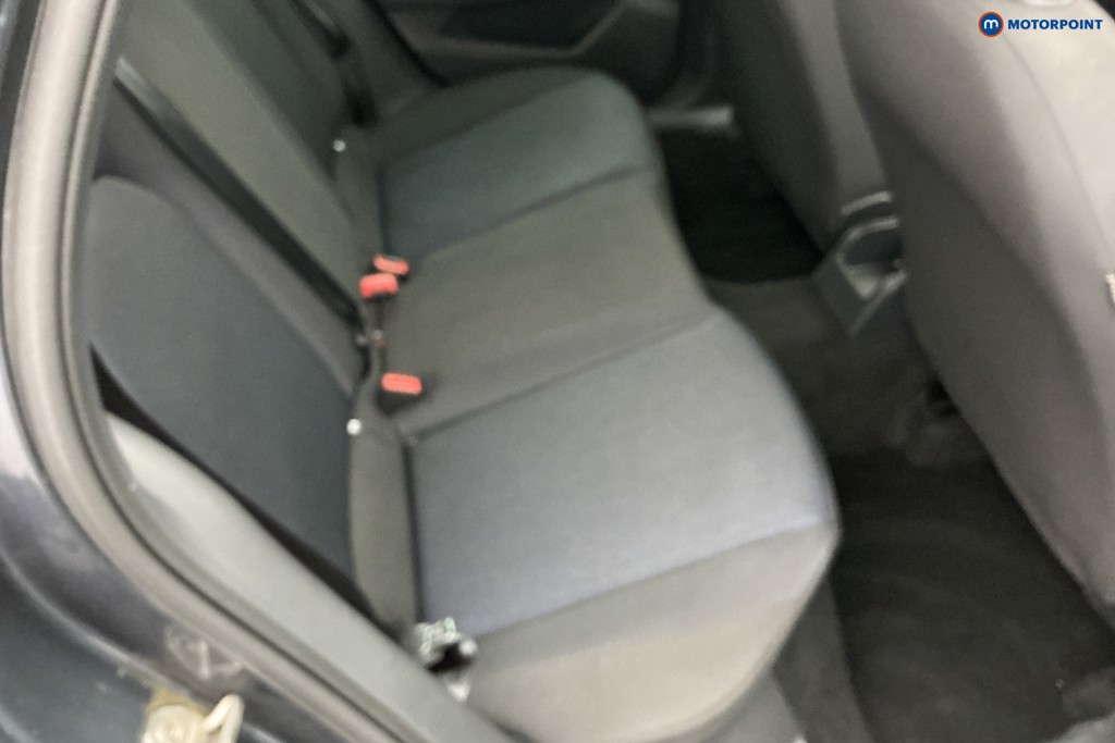 Seat Arona FR Manual Petrol SUV - Stock Number (1645963) - 4th supplementary image