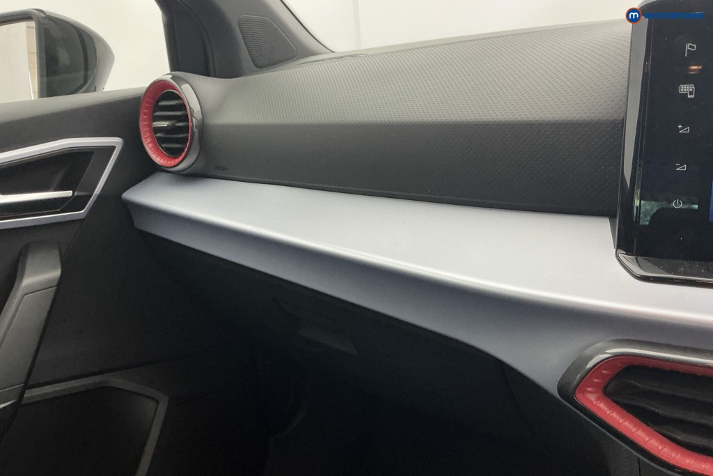Seat Arona FR Manual Petrol SUV - Stock Number (1645963) - 17th supplementary image