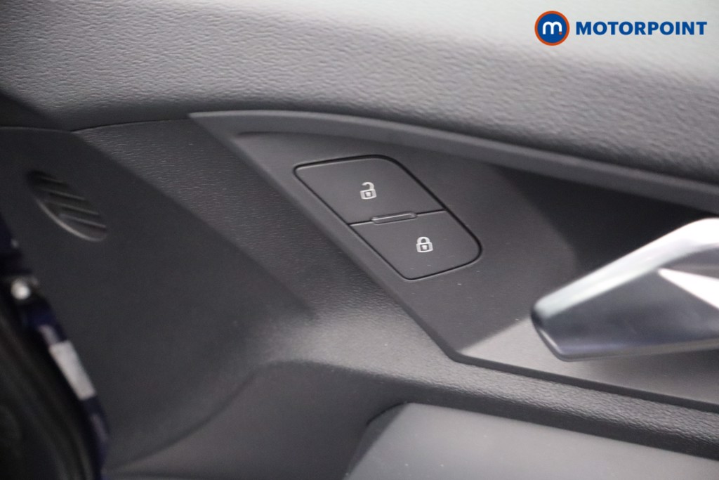 Audi A3 S Line Automatic Petrol Hatchback - Stock Number (1646065) - 11th supplementary image