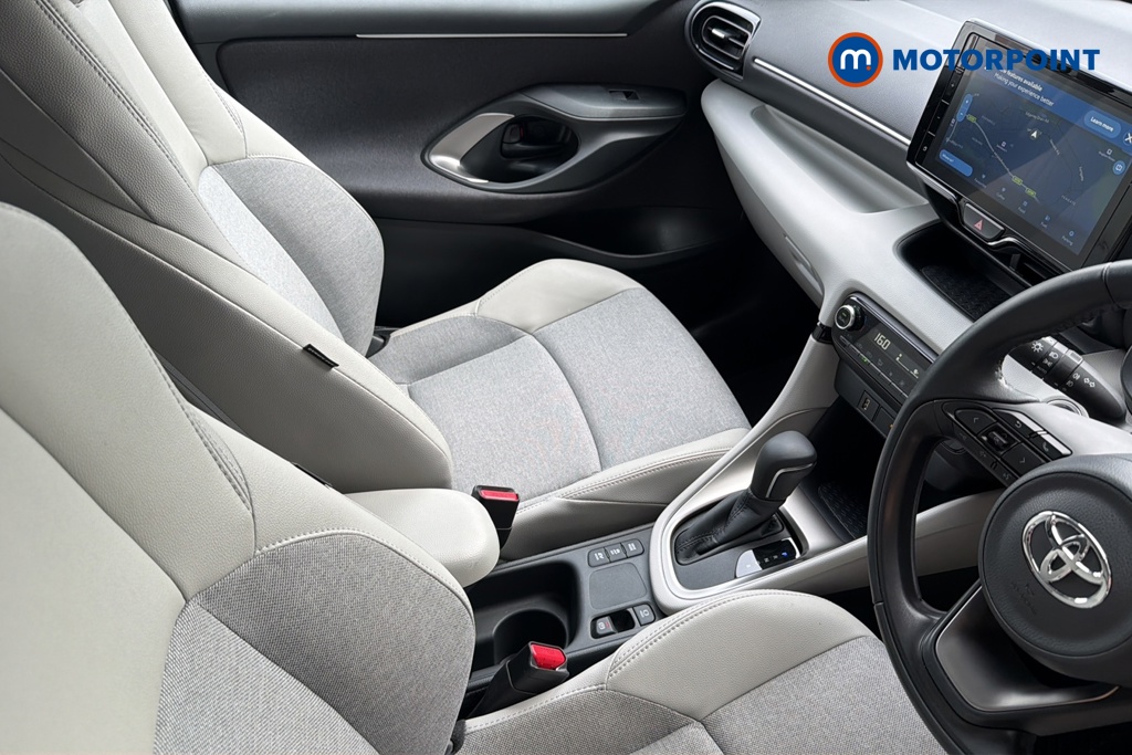 Toyota Yaris Excel Automatic Petrol-Electric Hybrid Hatchback - Stock Number (1646555) - 15th supplementary image