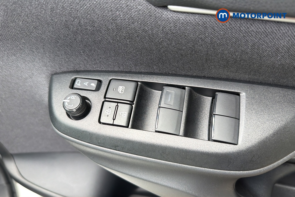 Toyota Yaris Excel Automatic Petrol-Electric Hybrid Hatchback - Stock Number (1646555) - 19th supplementary image