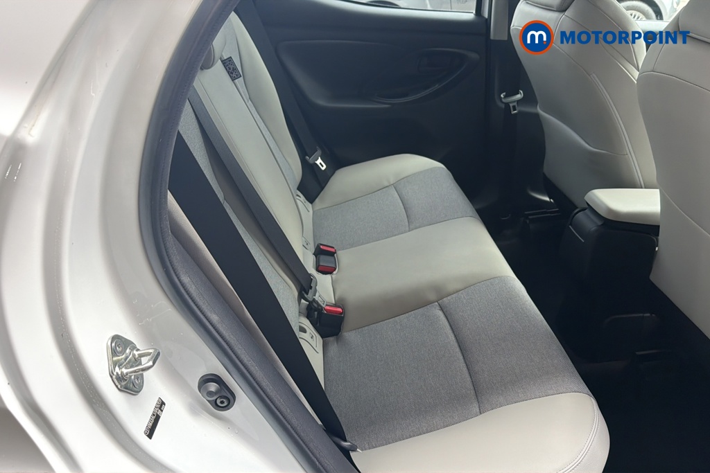 Toyota Yaris Excel Automatic Petrol-Electric Hybrid Hatchback - Stock Number (1646555) - 25th supplementary image