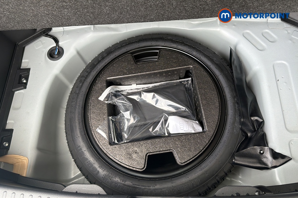 Toyota Yaris Excel Automatic Petrol-Electric Hybrid Hatchback - Stock Number (1646555) - 33rd supplementary image