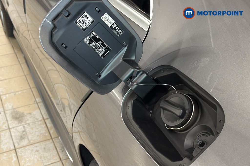 Mercedes-Benz CLA Amg Line Automatic Petrol Coupe - Stock Number (1646561) - 41st supplementary image