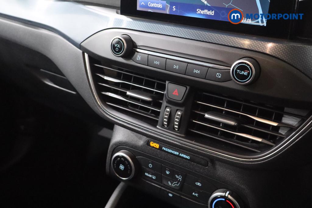 Ford Focus Active Edition Automatic Diesel Hatchback - Stock Number (1646617) - 7th supplementary image