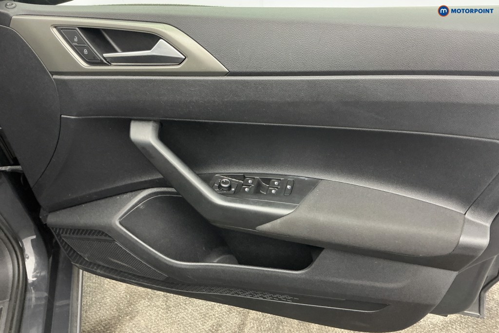 Volkswagen Polo Match Manual Petrol Hatchback - Stock Number (1646983) - 24th supplementary image