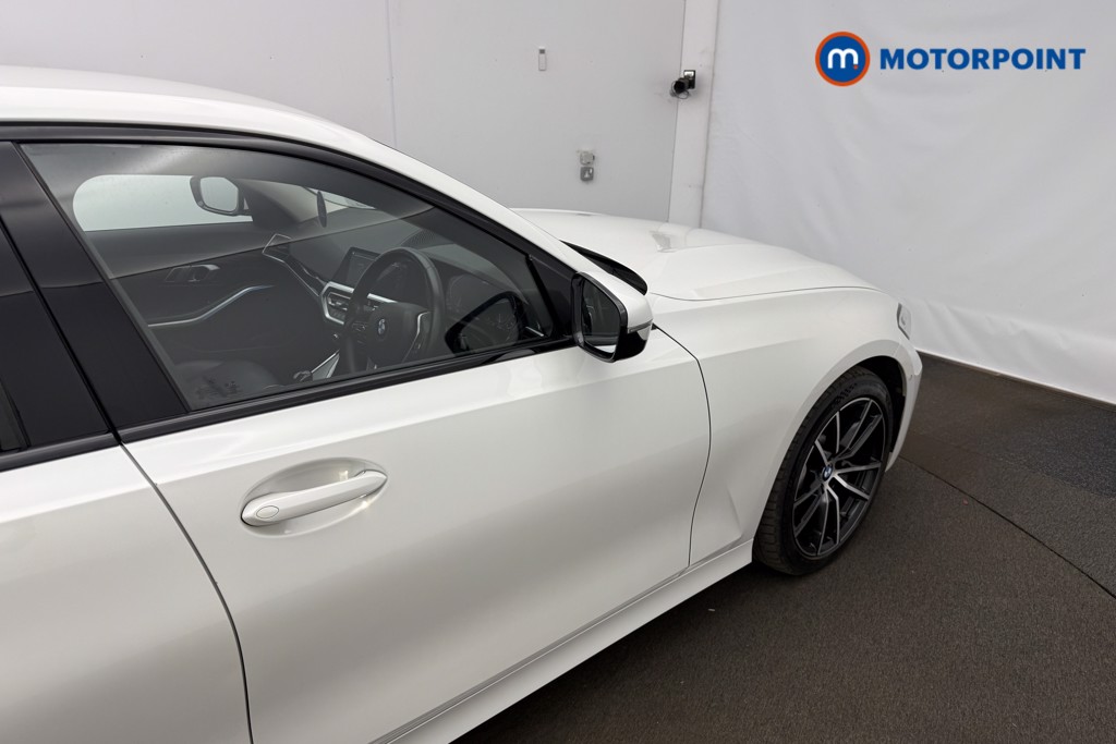 BMW 3 Series Sport Pro Automatic Petrol Plug-In Hybrid Saloon - Stock Number (1647432) - 7th supplementary image