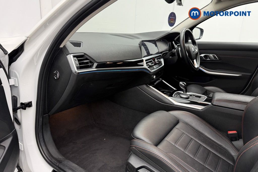 BMW 3 Series Sport Pro Automatic Petrol Plug-In Hybrid Saloon - Stock Number (1647432) - 38th supplementary image