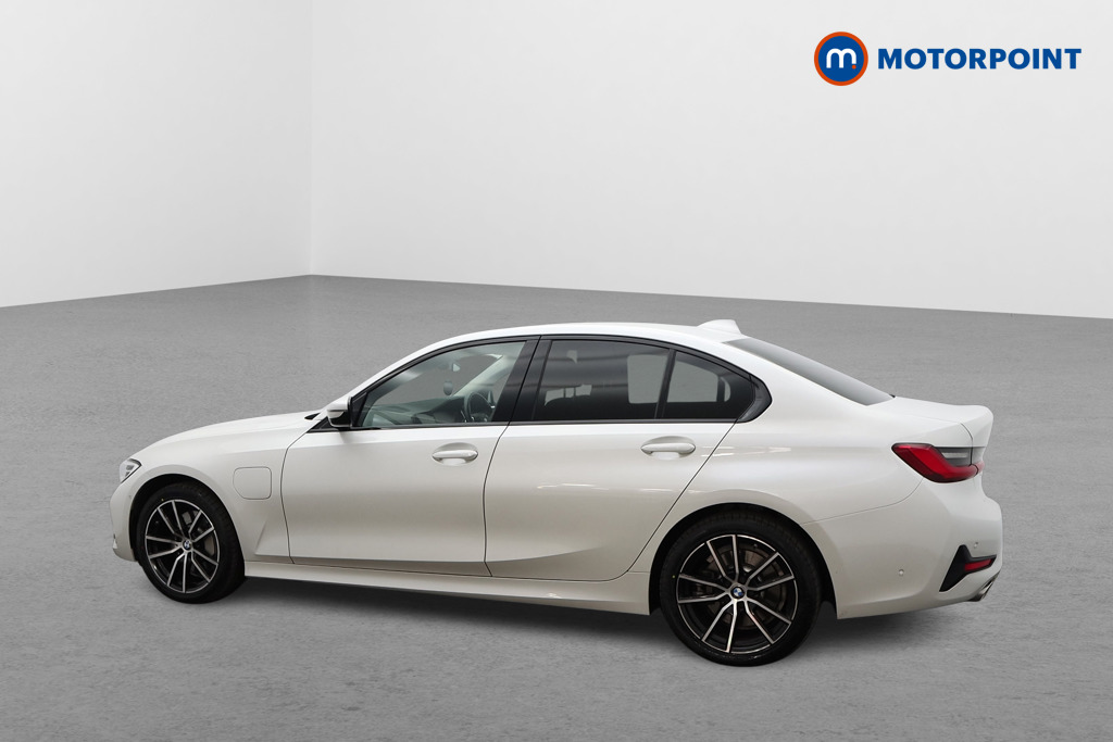 BMW 3 Series Sport Pro Automatic Petrol Plug-In Hybrid Saloon - Stock Number (1647432) - Passenger side rear corner