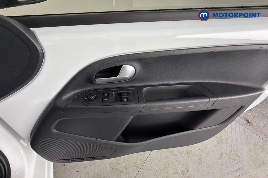 Volkswagen UP High Up Manual Petrol Hatchback - Stock Number (1647744) - 19th supplementary image