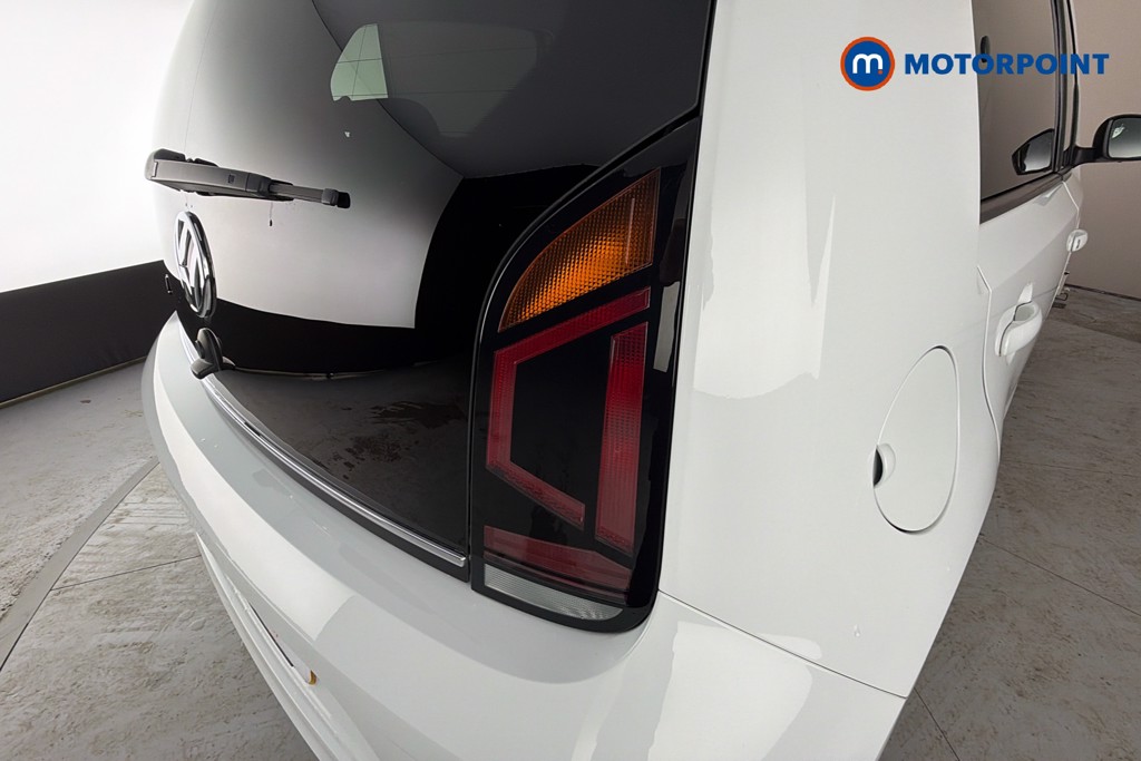 Volkswagen UP High Up Manual Petrol Hatchback - Stock Number (1647744) - 38th supplementary image