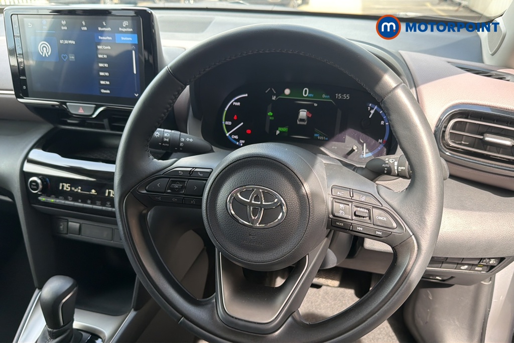 Toyota Yaris Cross Excel Automatic Petrol-Electric Hybrid Estate - Stock Number (1647749) - 2nd supplementary image