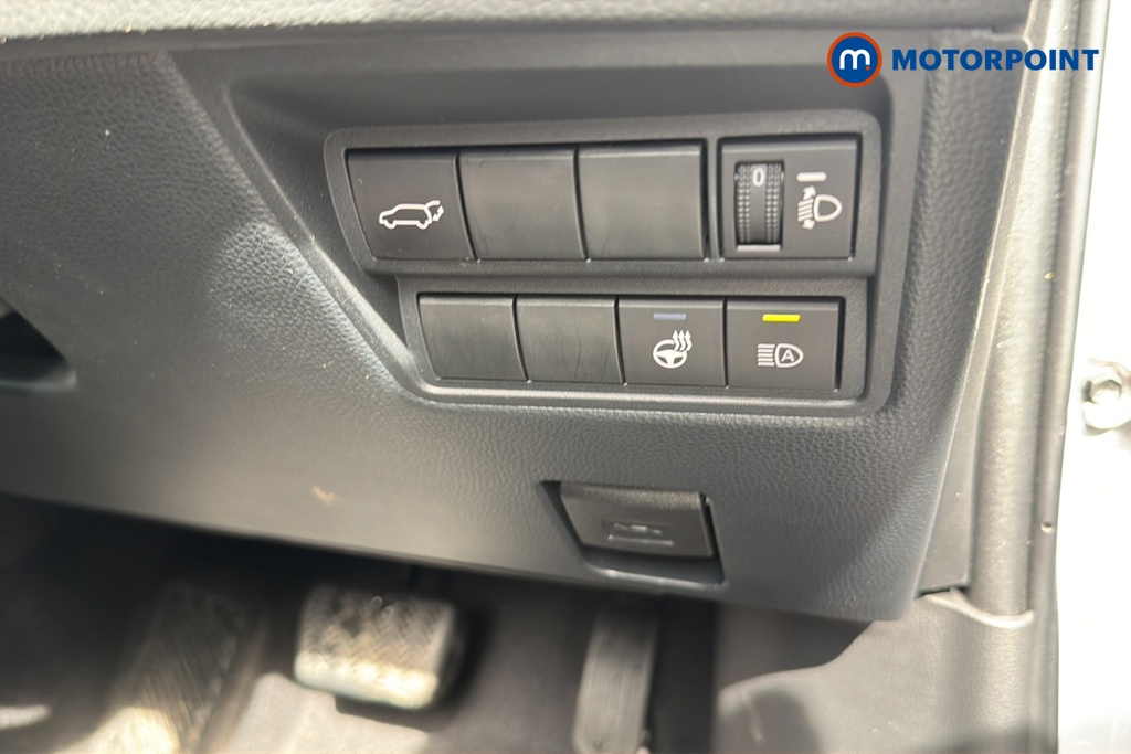Toyota Yaris Cross Excel Automatic Petrol-Electric Hybrid Estate - Stock Number (1647749) - 11th supplementary image