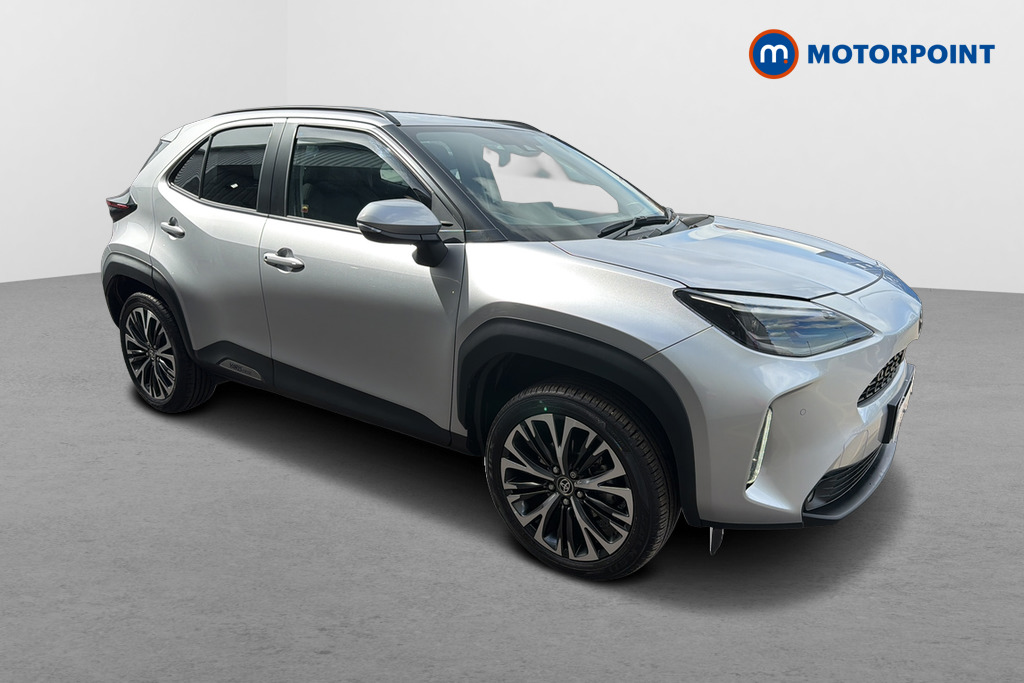Toyota Yaris Cross Excel Automatic Petrol-Electric Hybrid Estate - Stock Number (1647749) - Drivers side front corner