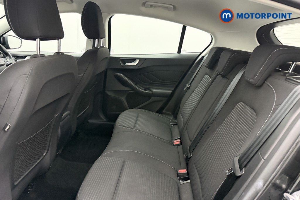 Ford Focus Titanium Manual Petrol Hatchback - Stock Number (1648141) - 5th supplementary image