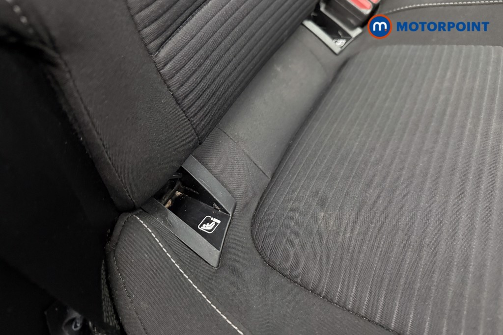 Ford Focus Titanium Manual Petrol Hatchback - Stock Number (1648141) - 12th supplementary image