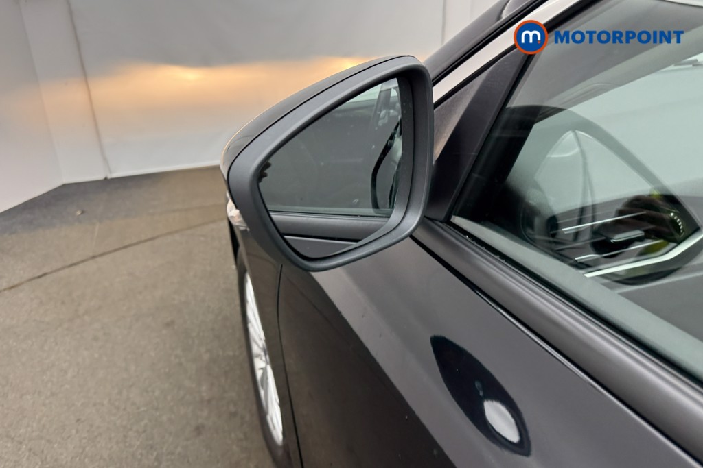 Ford Focus Titanium Manual Petrol Hatchback - Stock Number (1648141) - 39th supplementary image