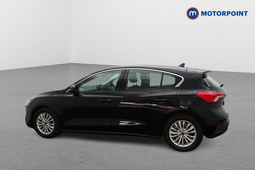Ford Focus Titanium Manual Petrol Hatchback - Stock Number (1648141) - Passenger side rear corner