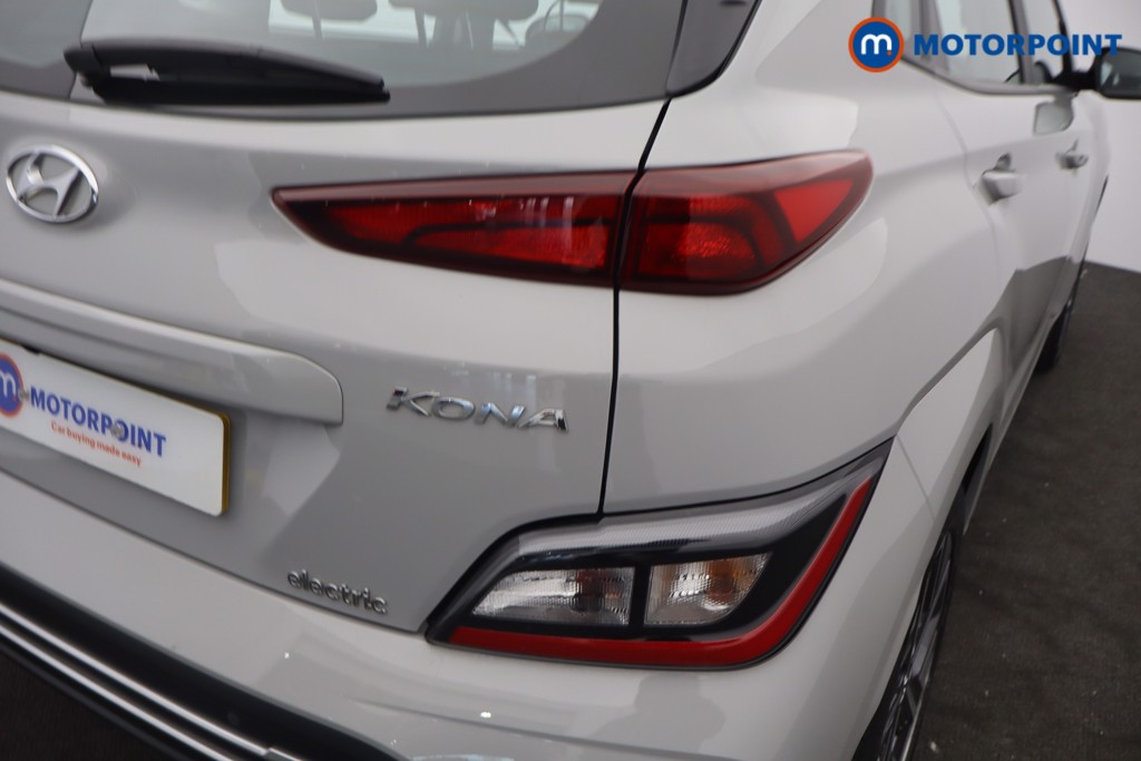 Hyundai Kona Se Connect Automatic Electric SUV - Stock Number (1648278) - 3rd supplementary image