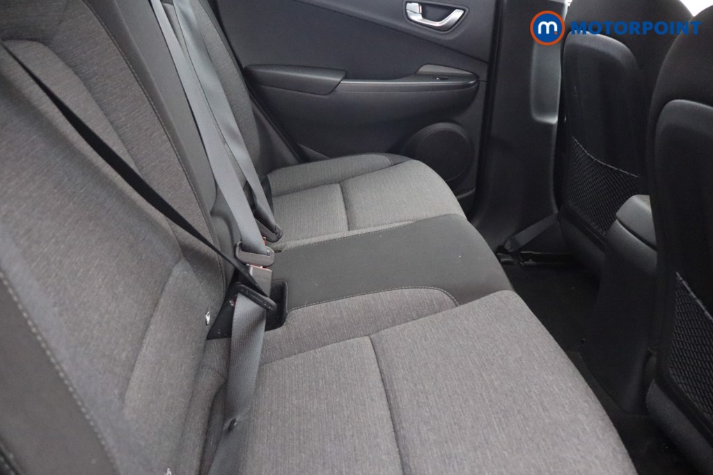 Hyundai Kona Se Connect Automatic Electric SUV - Stock Number (1648278) - 8th supplementary image