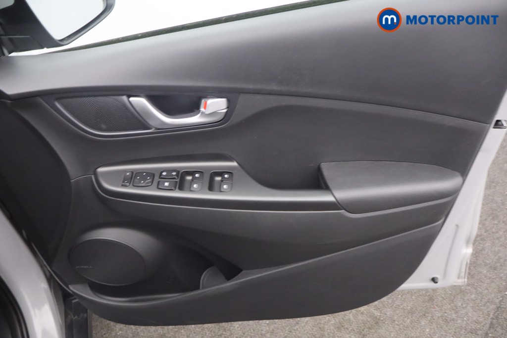 Hyundai Kona Se Connect Automatic Electric SUV - Stock Number (1648278) - 10th supplementary image