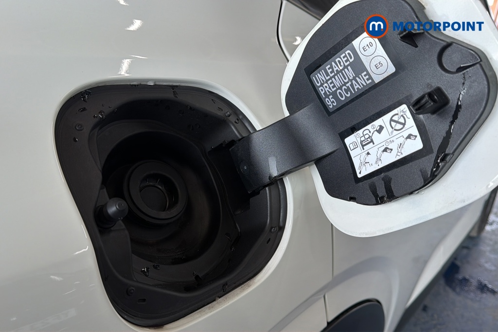 Nissan Qashqai Acenta Premium Manual Petrol SUV - Stock Number (1648288) - 41st supplementary image