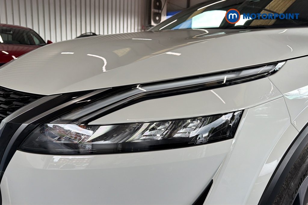 Nissan Qashqai Acenta Premium Manual Petrol SUV - Stock Number (1648288) - 42nd supplementary image
