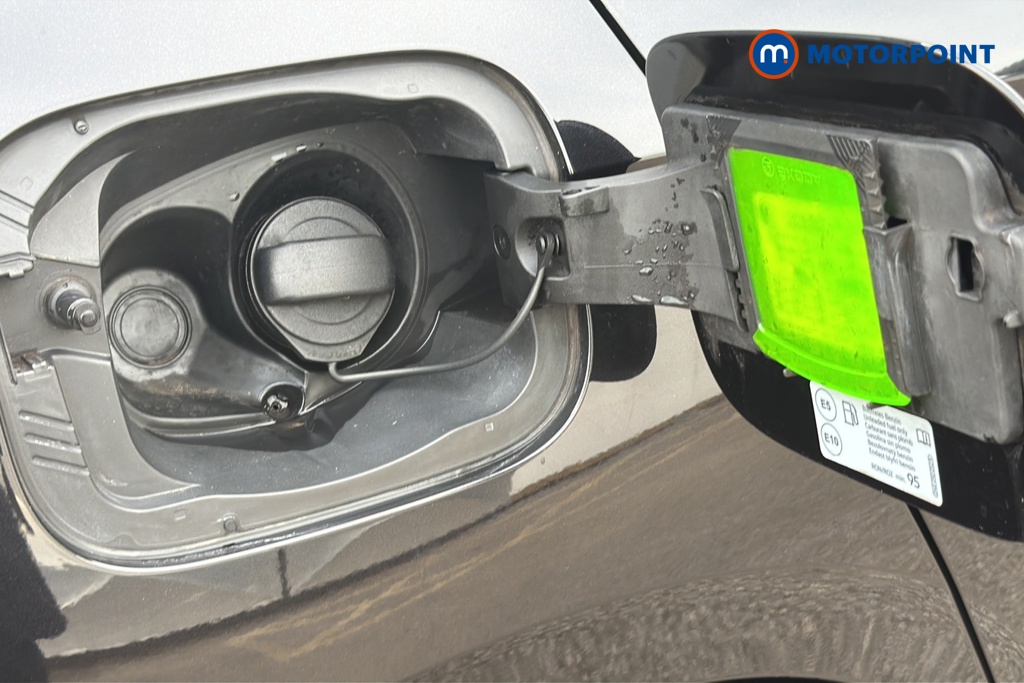 Skoda Kamiq Se Drive Manual Petrol SUV - Stock Number (1648323) - 41st supplementary image