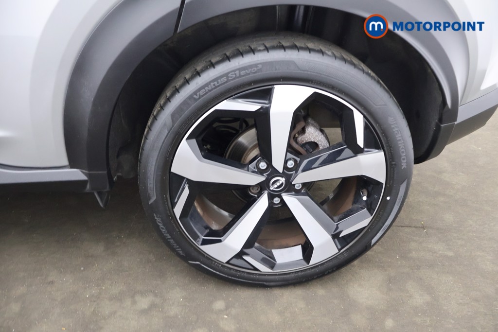 Nissan Juke Tekna Automatic Petrol SUV - Stock Number (1648363) - 23rd supplementary image