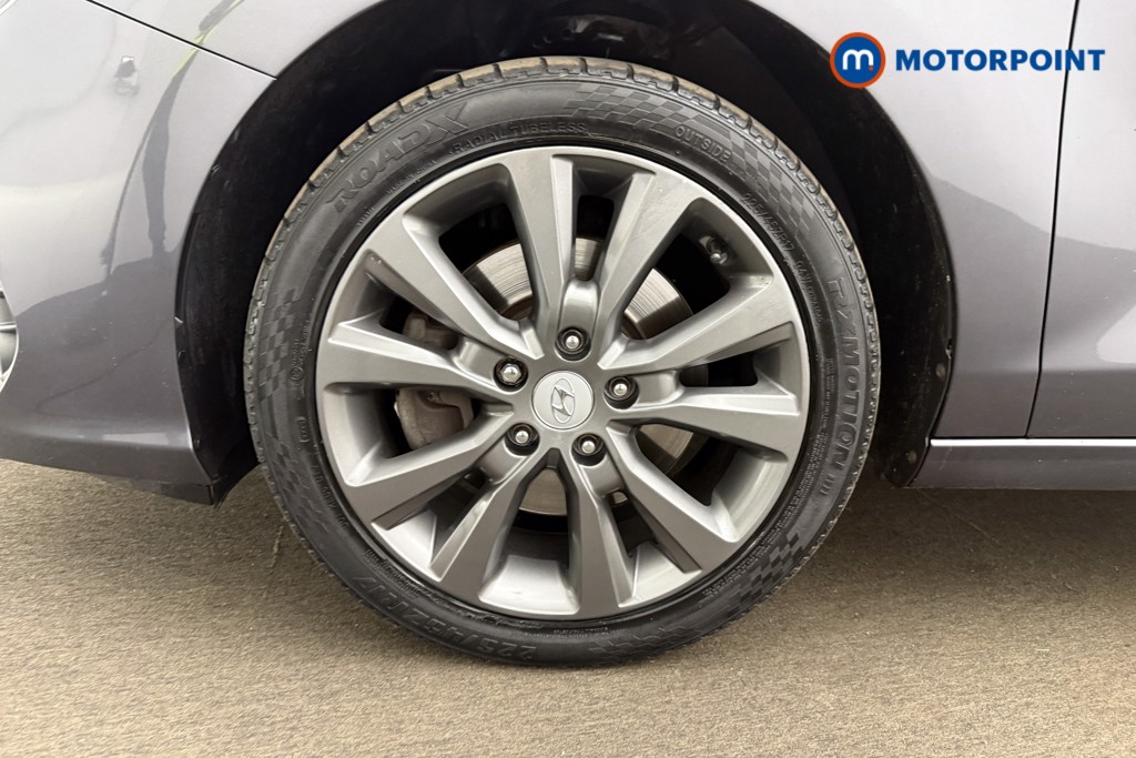 Hyundai I30 Premium Manual Petrol Hatchback - Stock Number (1648562) - 4th supplementary image