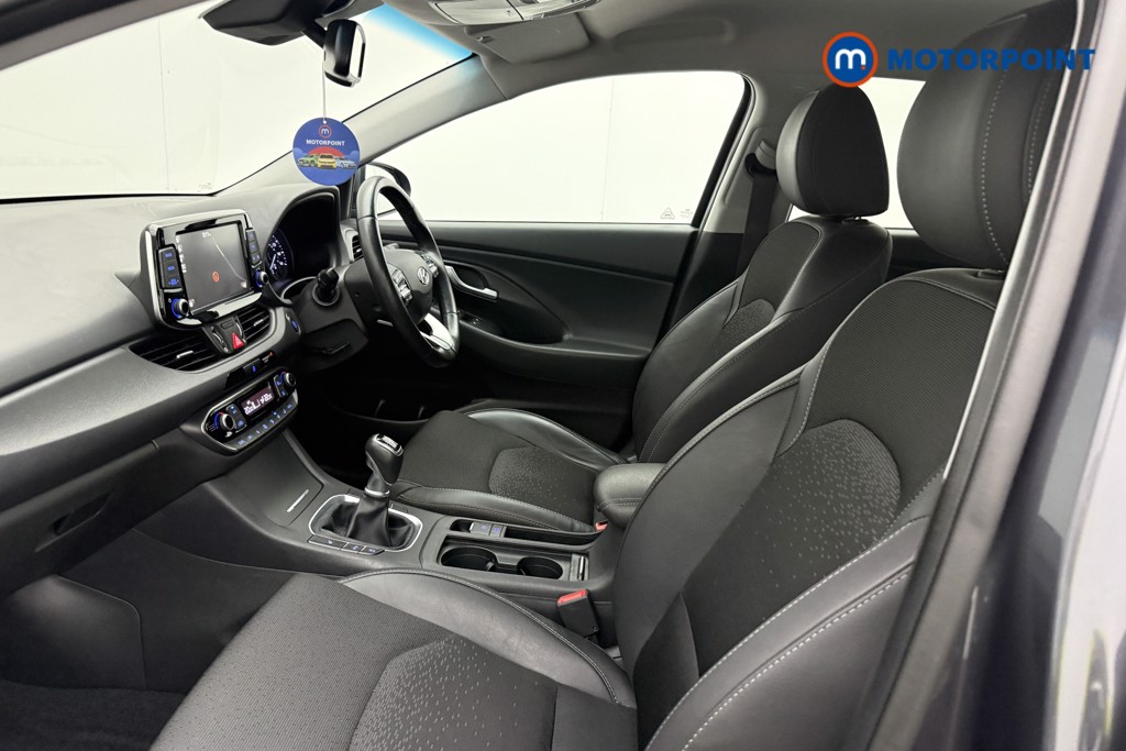Hyundai I30 Premium Manual Petrol Hatchback - Stock Number (1648562) - 5th supplementary image