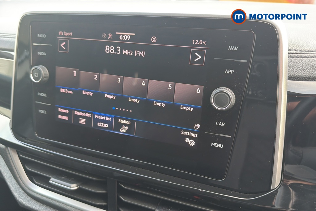 Volkswagen T-Roc R-Line Manual Petrol SUV - Stock Number (1648587) - 8th supplementary image