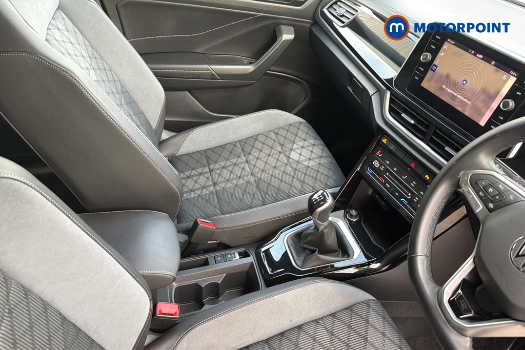 Volkswagen T-Roc R-Line Manual Petrol SUV - Stock Number (1648587) - 15th supplementary image